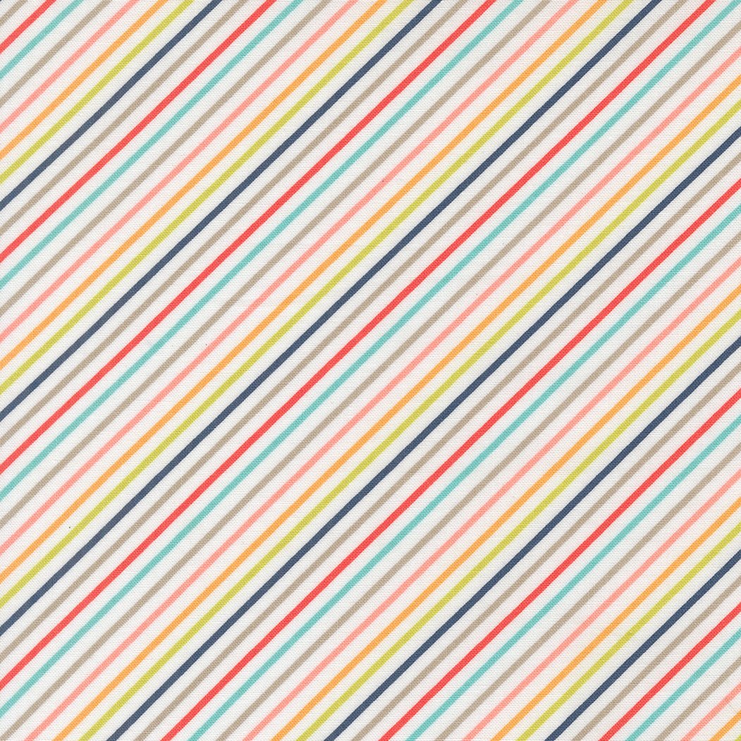 Delightfully Yours Quilt Fabric by Sherri & Chelsi Cloud 37708 11 - Jammin Threads