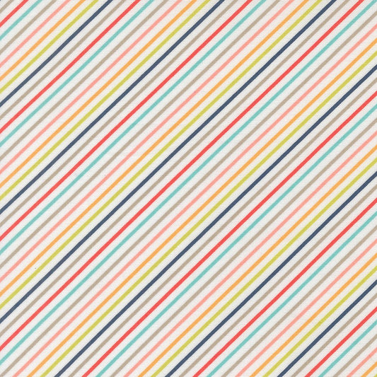 Delightfully Yours Quilt Fabric by Sherri & Chelsi Cloud 37708 11 - Jammin Threads