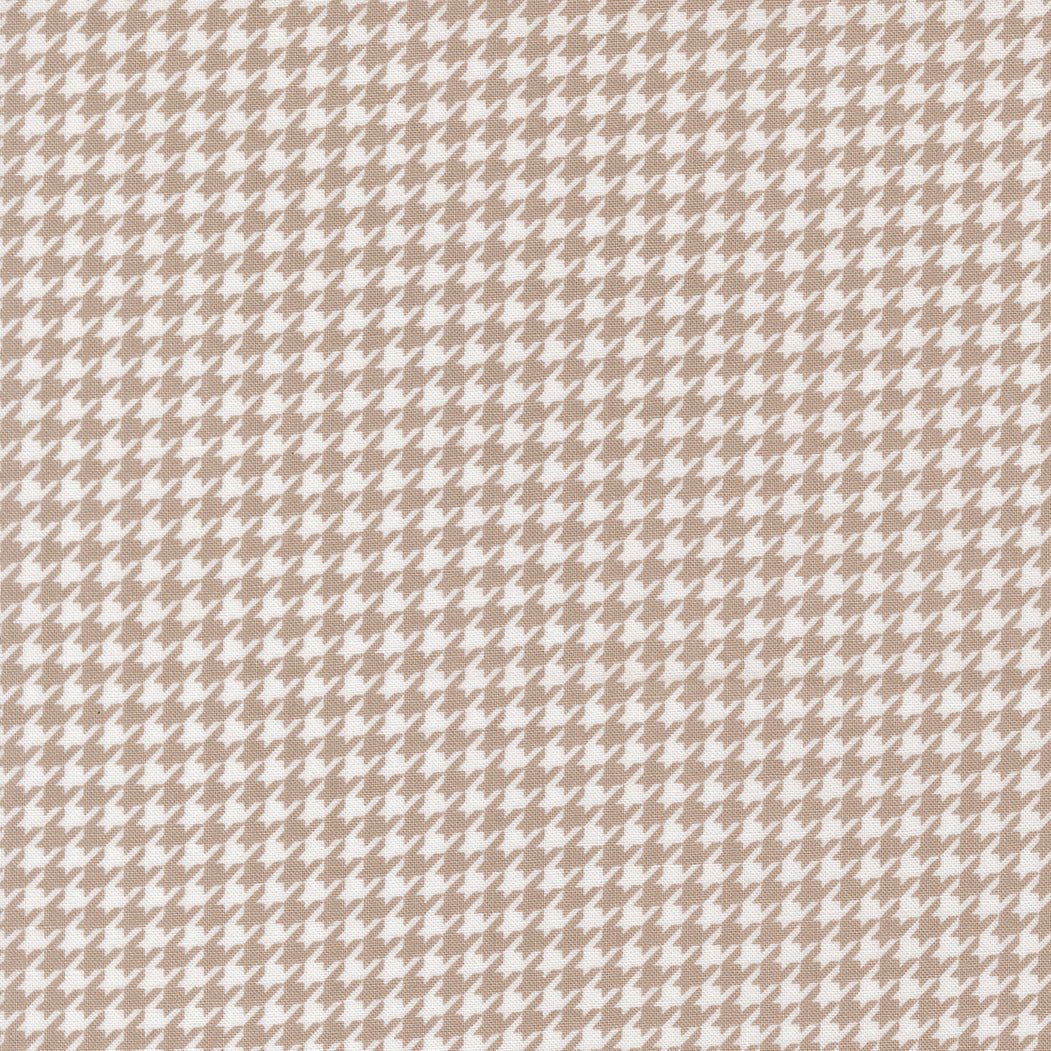 Delightfully Yours Quilt Fabric by Sherri & Chelsi Stone 37702 20 - Jammin Threads