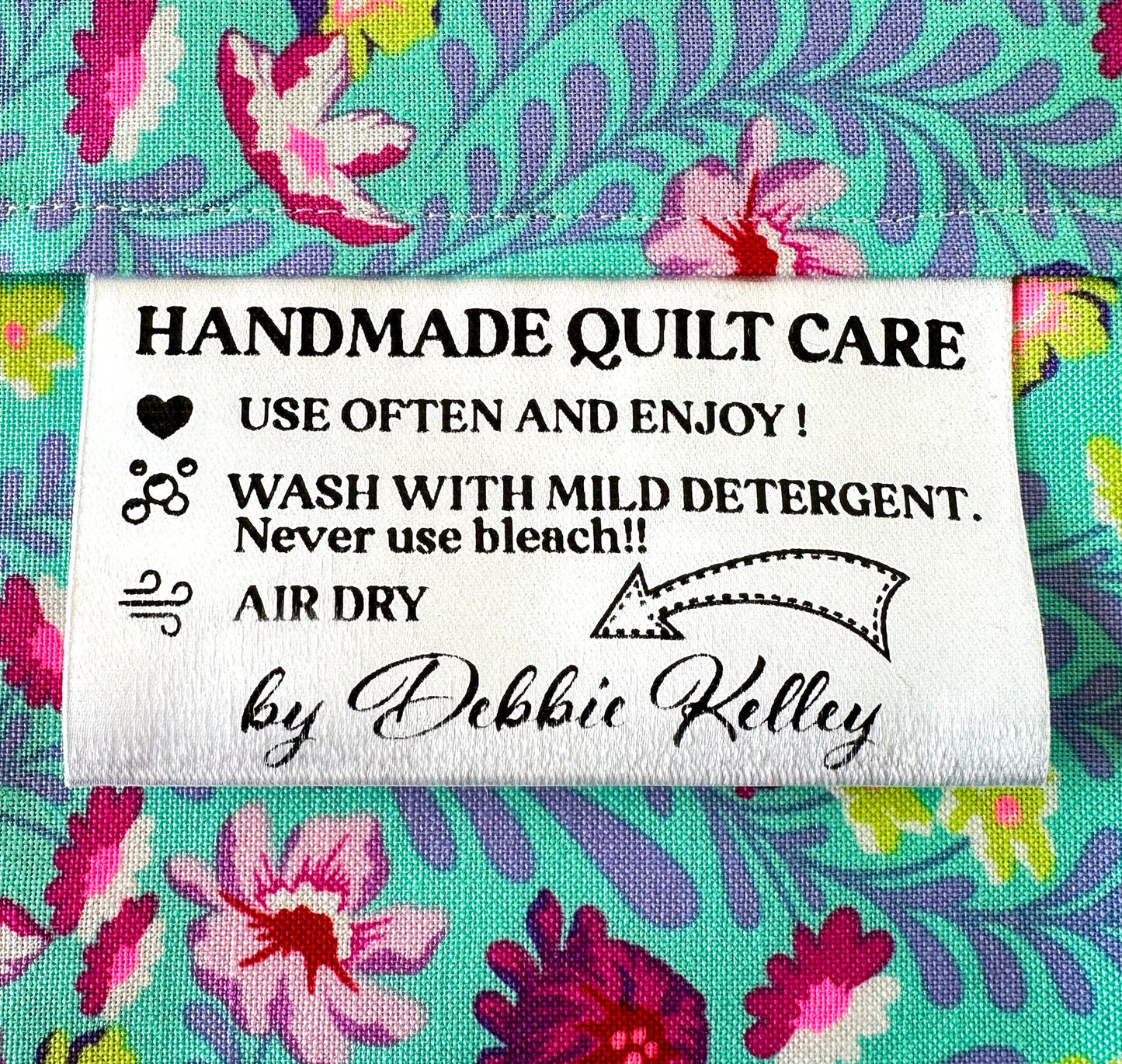 Handmade Quilt Care Instructions. 3 inch Quality Satin Quilt Labels - Jammin Threads