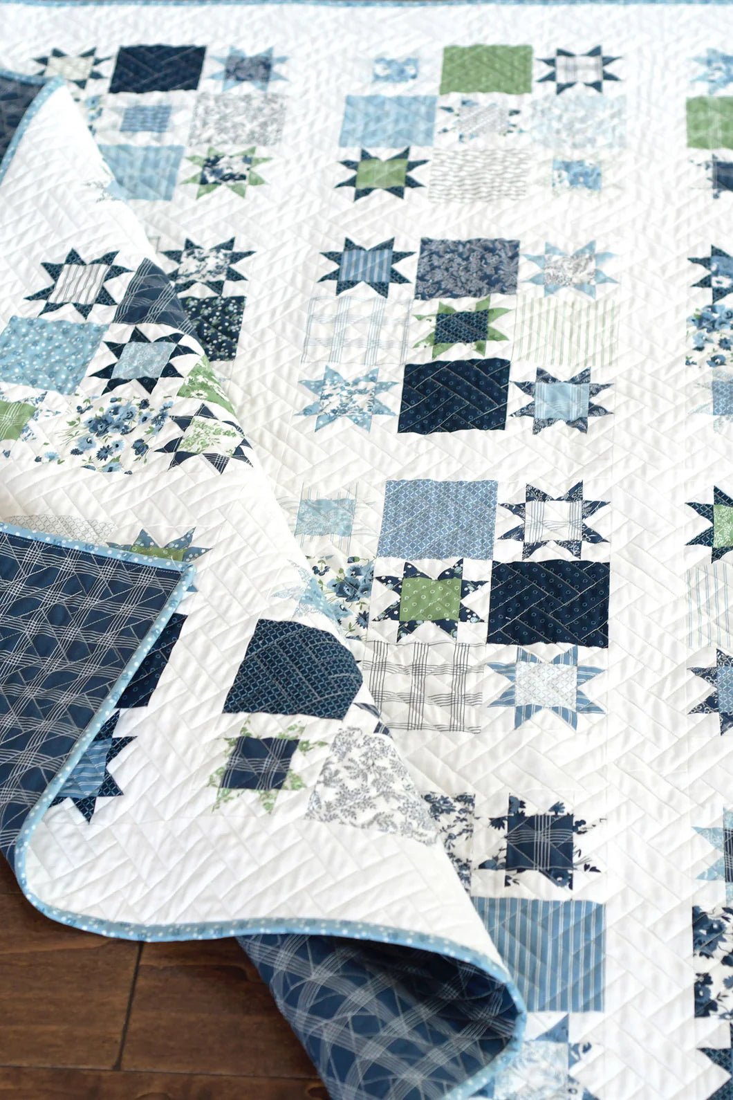 Hideaway Quilt Pattern by Camille Roskelley | Thimble Blossoms 259 - Jammin Threads