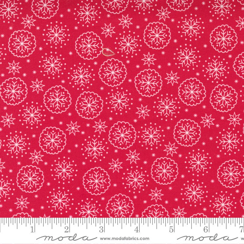 Holiday Christmas Berry Quilt Fabric by Stacy Iest Hsu for Moda Fabrics - Jammin Threads