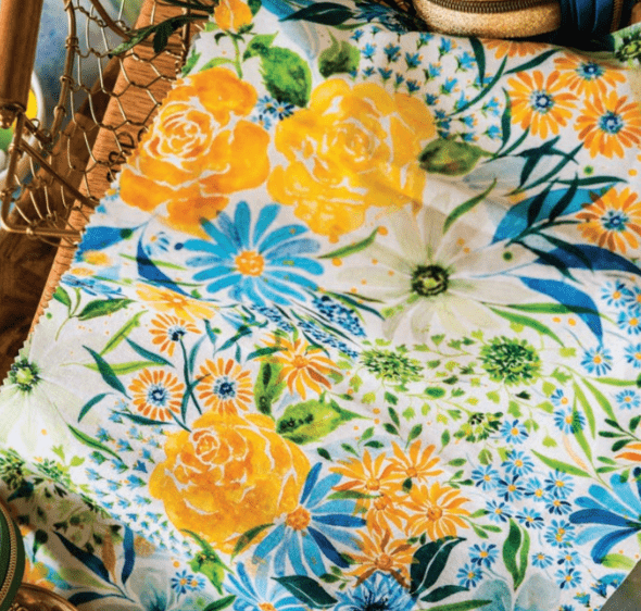 Sunshine and Blue Skies Quilt Fabric. Sky Blue 39834 18 - Jammin Threads