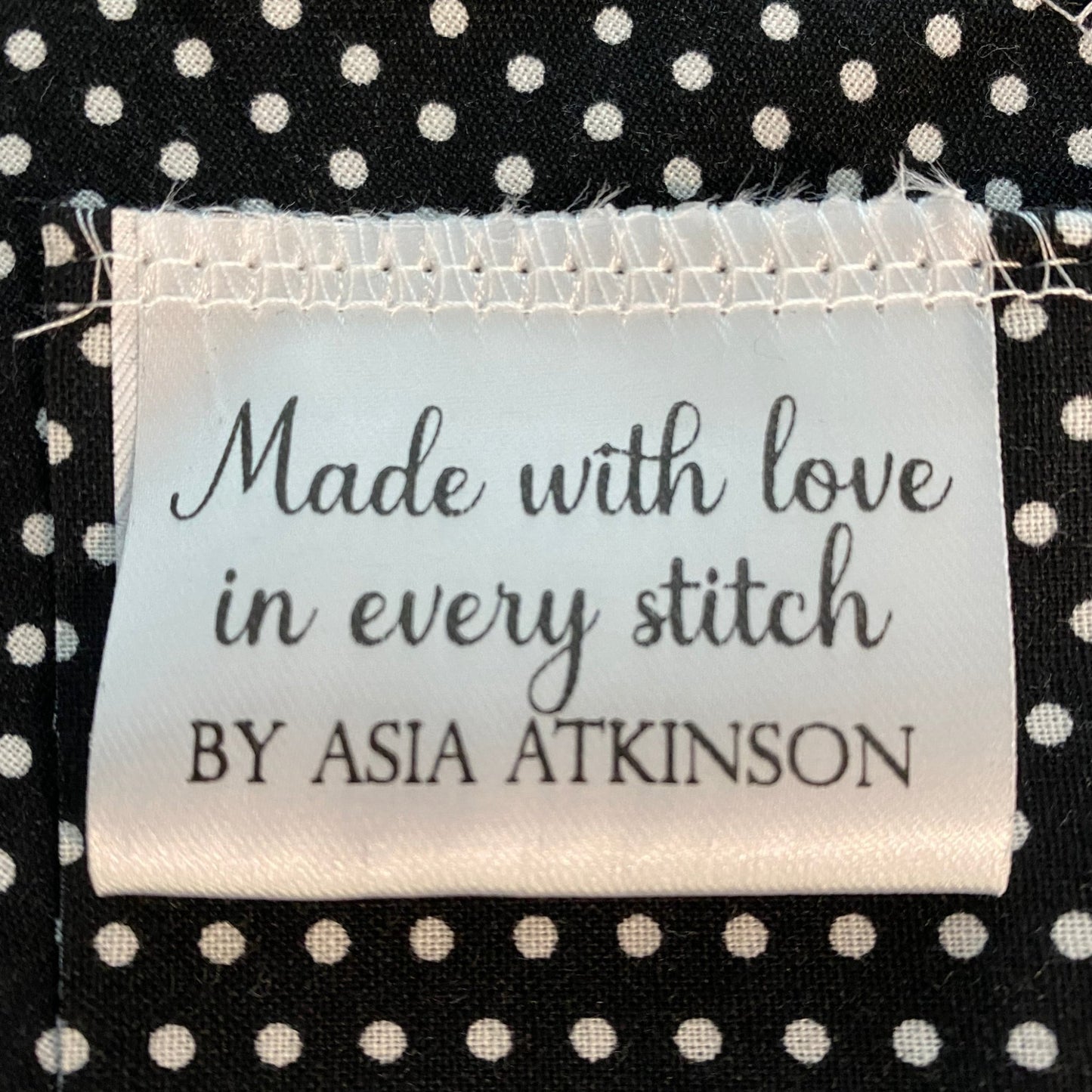 Love in Every Stitch Satin Labels - Jammin Threads