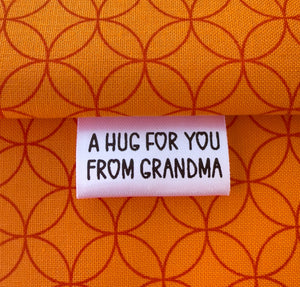 “A Hug for You” Tiny Personalized Satin Quilt Tag • 1" x 0.5" • Add Maker’s Name - Jammin Threads