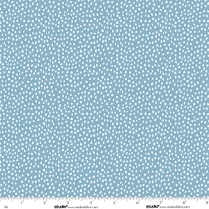 Bar Harbor Quilt Fabric by Chelsie Design Works | Freckle Sky Blue - Jammin Threads