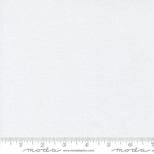 Bella Solids Quilt Fabric WHITE 9900 500 by Moda Fabrics - Jammin Threads