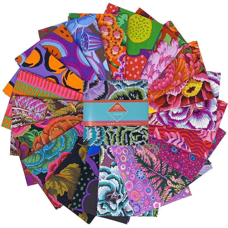 Classics Plus – 5" Charm Pack – FB6CPGP.AUG25HOT Kaffe Fassett Collective - Jammin Threads