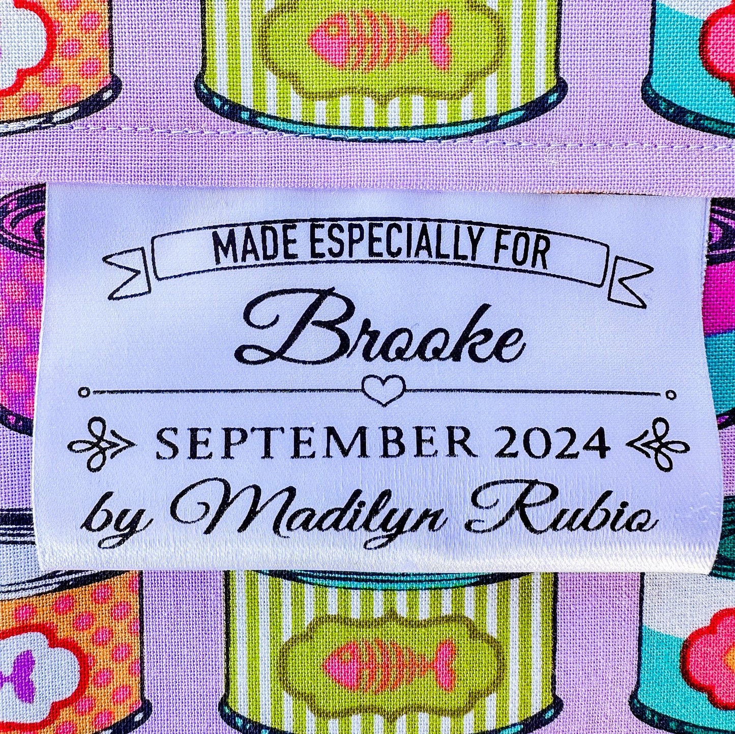 Custom Satin Quilt Label for Gifting. 3 inch Custom Satin Quilt Label - Jammin Threads