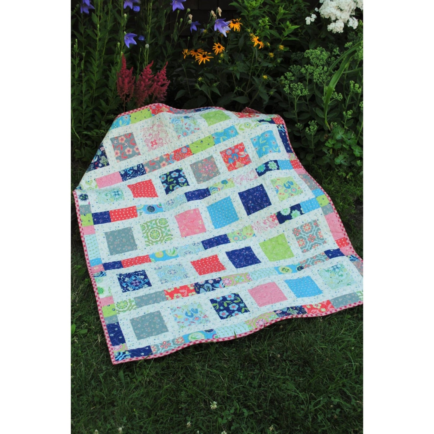 Flowers in the Sunshine Quilt Pattern by Sweet Jane's Quilting & Design - Jammin Threads