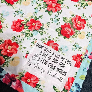 Funny Quilt Label – Made With a Lot of Love, a Bit of Dog Hair & a Few Cuss Words – Personalized Quilt Label – Cotton or Polyester – 6 per Sheet - Jammin Threads