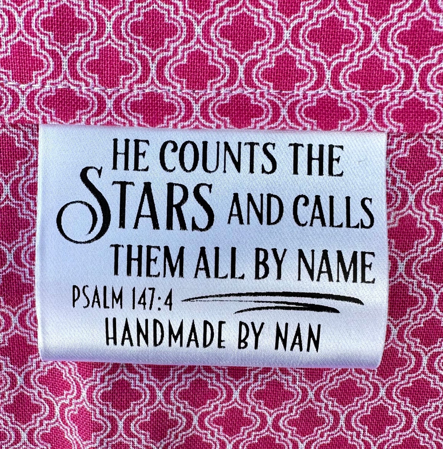 He Counts the Stars and Calls them by Name. Inspirational Satin Quilt Labels - Jammin Threads