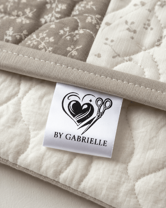 Heart & Sewing Scissors Satin Quilt Tags – Personalized Maker Name Fold Over Sewing Labels - Jammin Threads