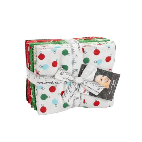 Holiday Christmas Quilt Fabric Fat Quarter Bundle by Stacy Iest Hsu - Jammin Threads