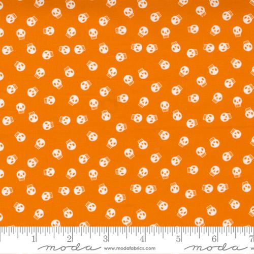 Holiday Essentials Halloween Pumpkin Quilt Fabric by Stacy Iest Hsu for Moda Fabrics - Jammin Threads