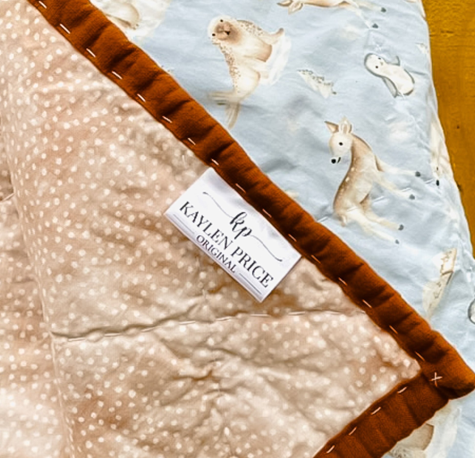 Modern Logo satin tags and labels for sewing and quilting - Jammin Threads
