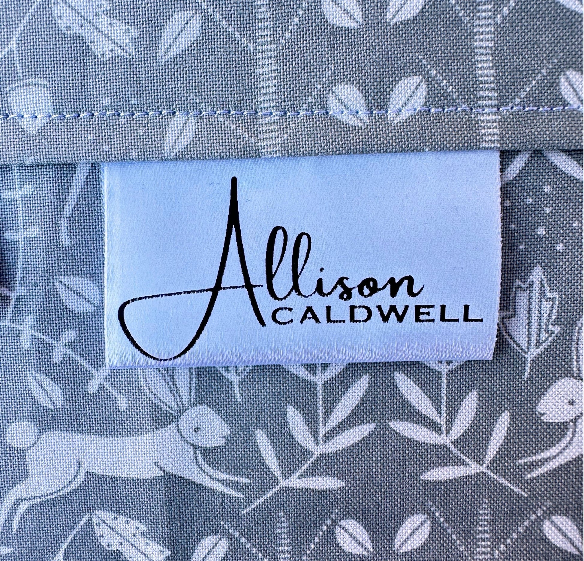 Monogram Logo Satin Quilt Labels and Tags - Jammin Threads