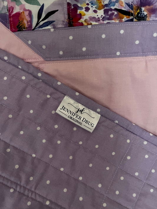 Personalized Modern Logo Satin Quilt Tags – Custom Maker Monogram & Name | 2″ x 1″ Folded Sewing Labels - Jammin Threads