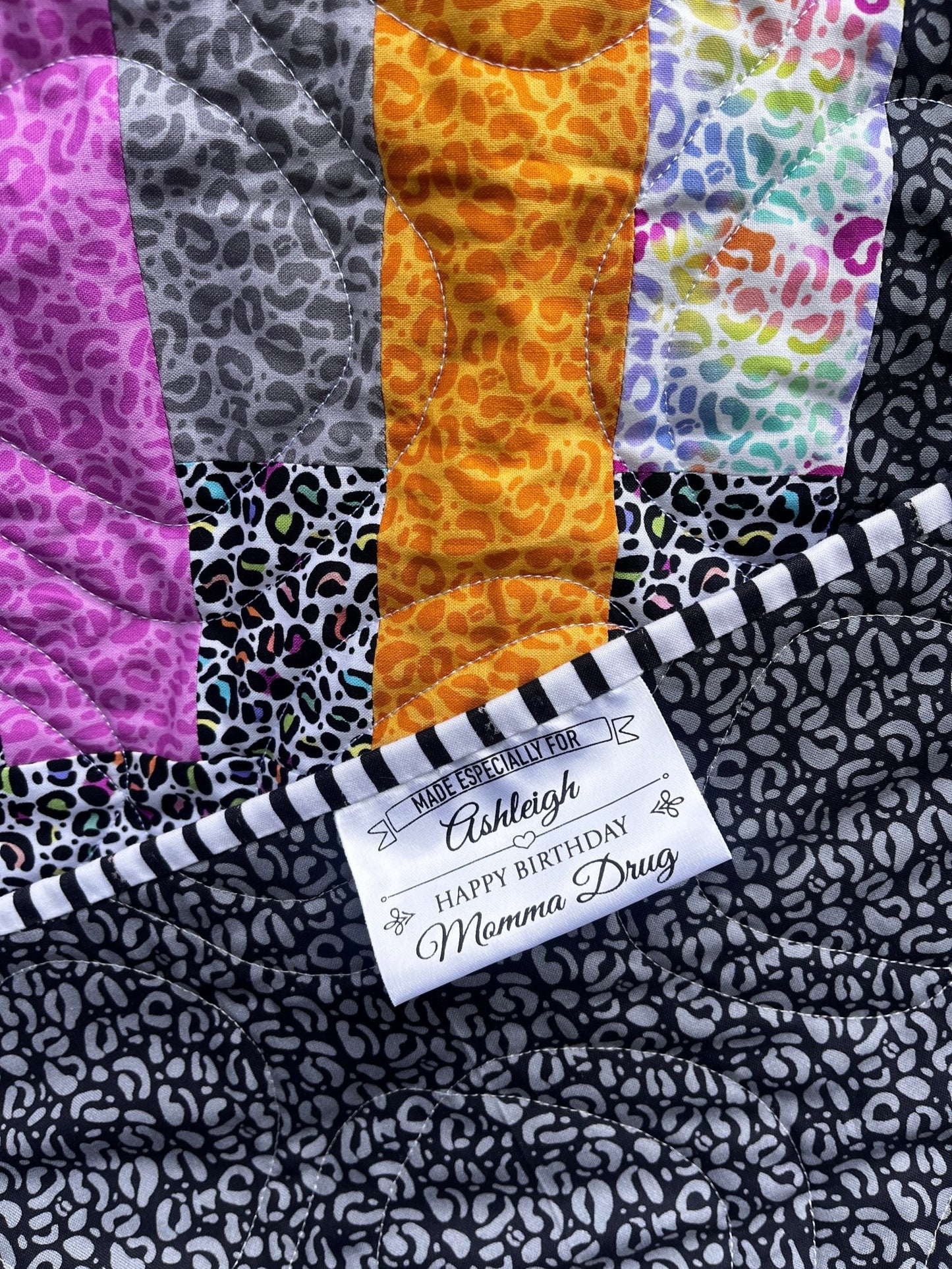 Personalized Satin Quilt Label – “Made Especially For” Custom Quilt Tag – Name, Date & Maker – Sew - In Fold Over Quilt Label - Jammin Threads
