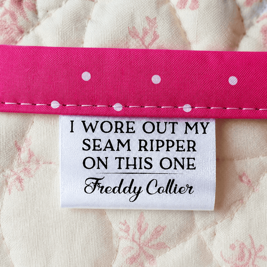 Personalized Seam Ripper Satin Quilt Tag | Funny Fold Over Quilt Label - Jammin Threads