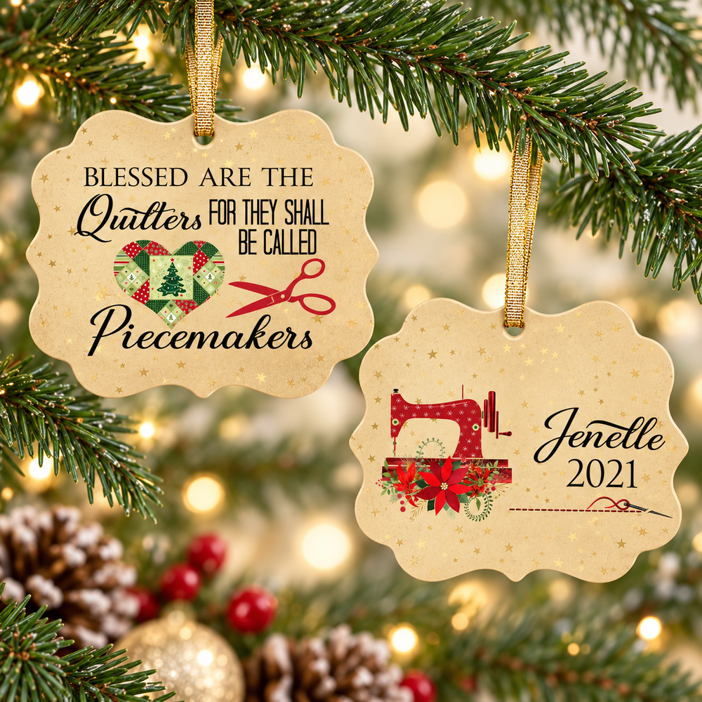 Christmas ornament for quilters