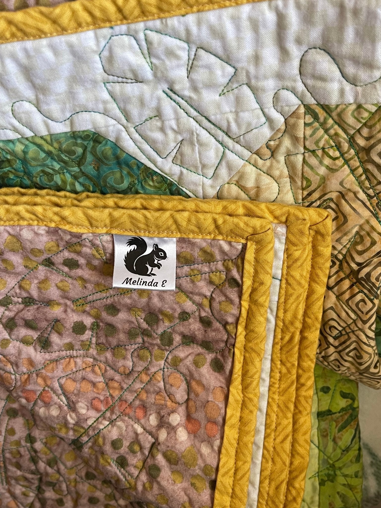 Squirrel Satin Quilt Labels. 1 inch satin quilt craft labels and tags - Jammin Threads