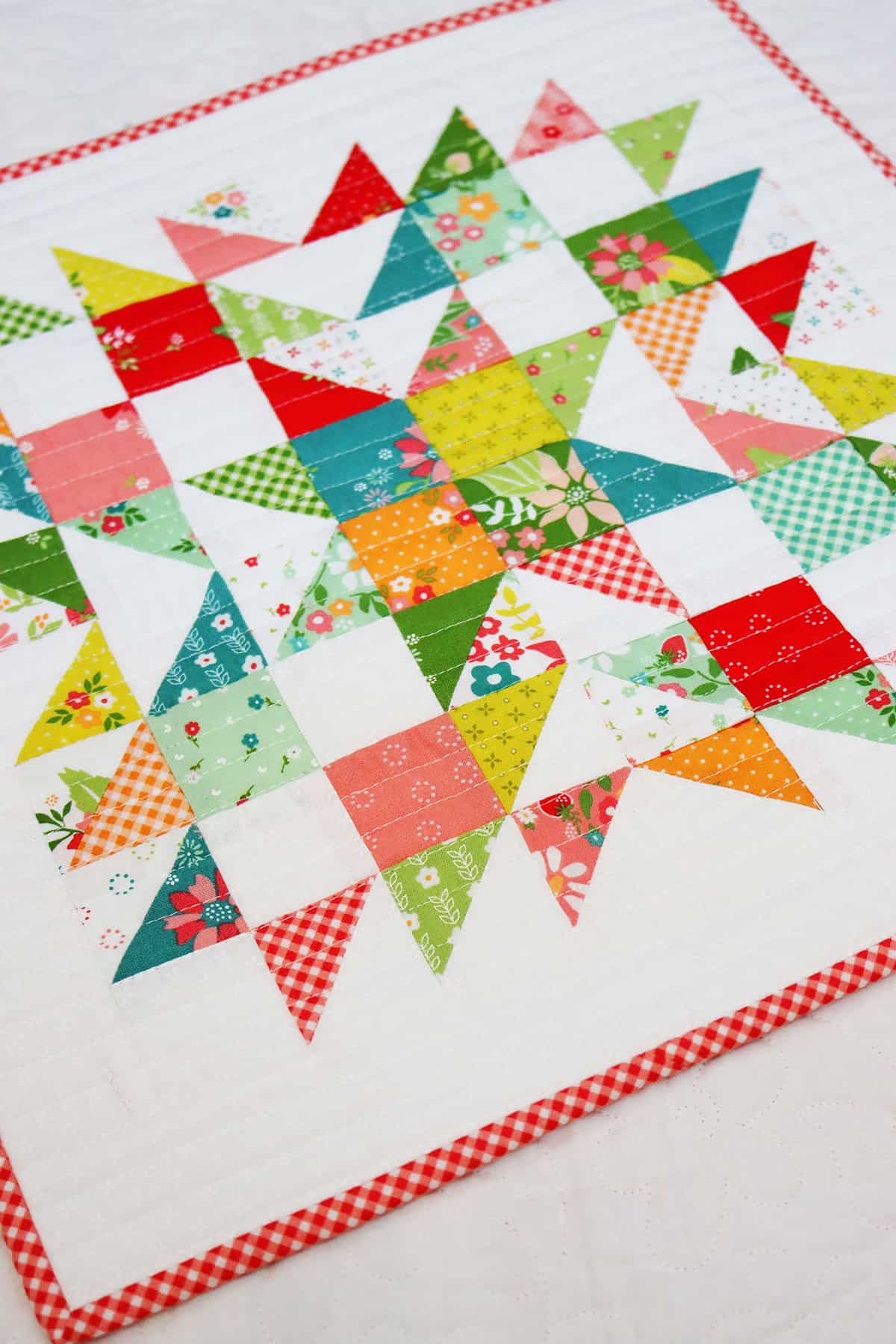 Summer Star Medley by A Quilting Life Designs - Jammin Threads