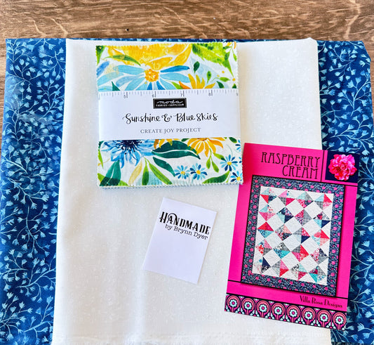 Sunshine and Blue Skies Quilt Kit - Jammin Threads