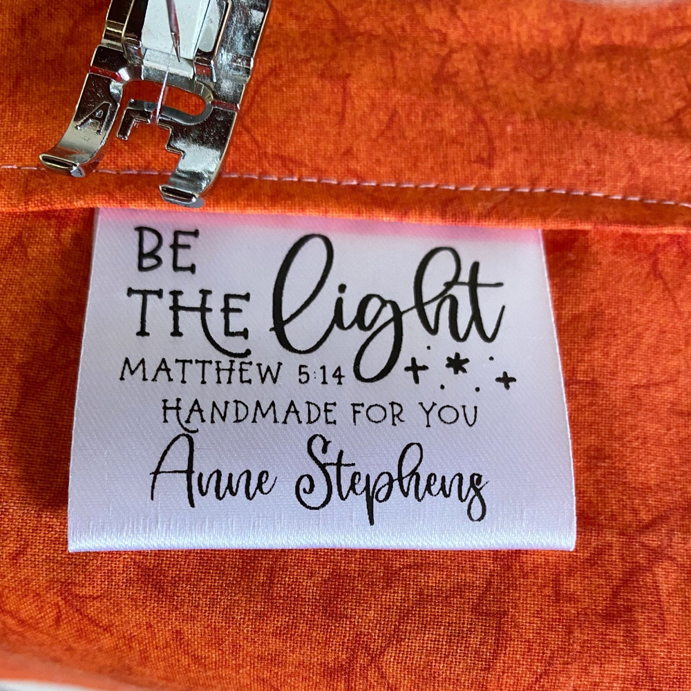 Be the Light Satin Quilt Label Tag – Matthew 5:14 Personalized Sewing Tag – Handmade Quilt Label – Fold - Over Tag (Set of 25) - Jammin Threads