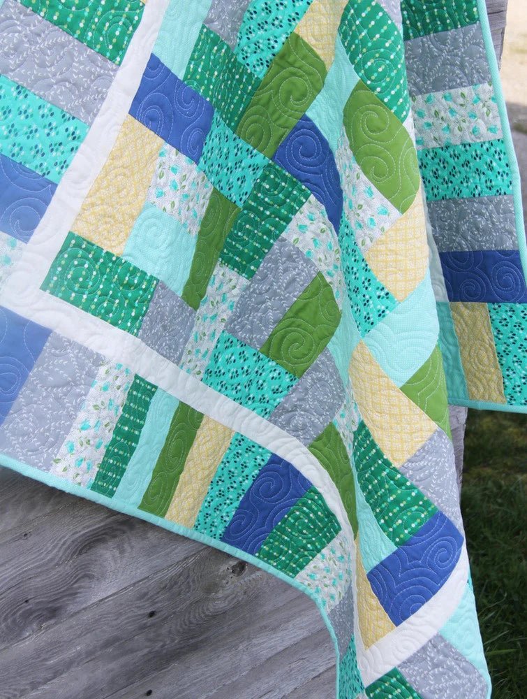 Mingle Quilt Pattern by Cluck Cluck Sew - Jammin Threads