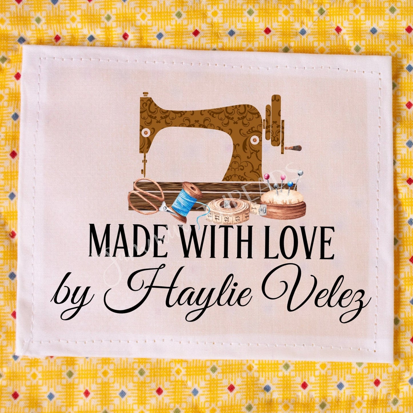Modern, Personalized Quilt Labels showing Sewing Machine and Accessories - Jammin Threads