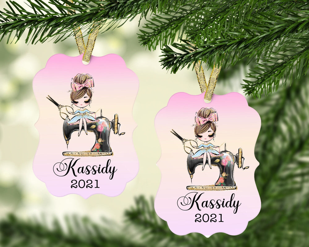 Sewing and Quilting Christmas Ornament. Personalized sewing and quilting Christas keepsake ornament - Jammin Threads