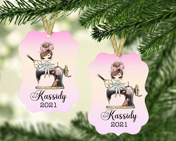 Sewing and Quilting Christmas Ornament. Personalized sewing and quilting Christas keepsake ornament - Jammin Threads